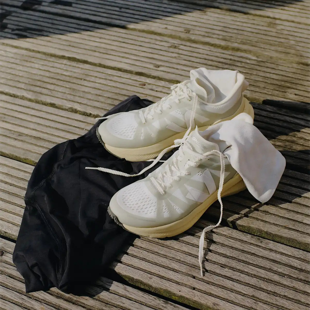 CONDOR 3 ADVANCED ENGINEERED-MESH FULL WHITE