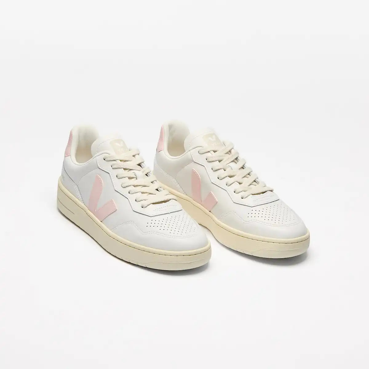 V-90 LEATHER WHITE PETALE